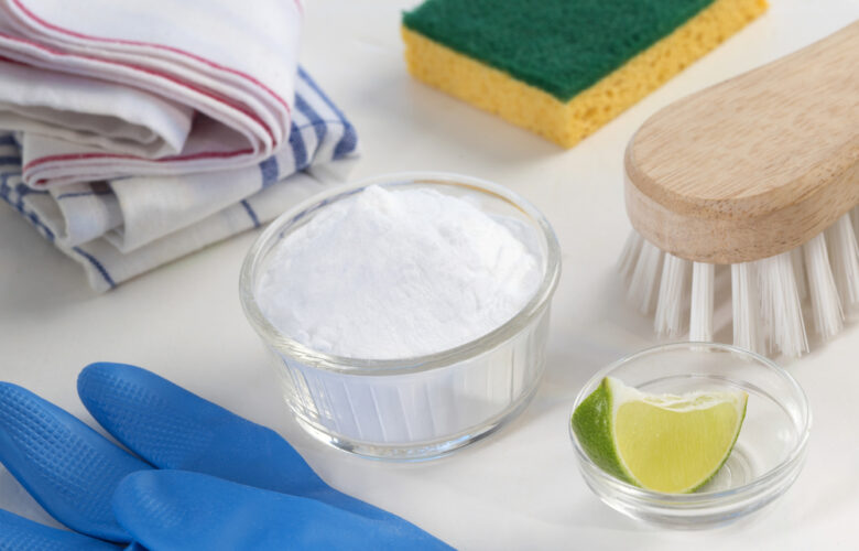 Eco-friendly,Natural,Cleaners,Vinegar,,Baking,Soda,,Salt,,Lemon,And,Cloth